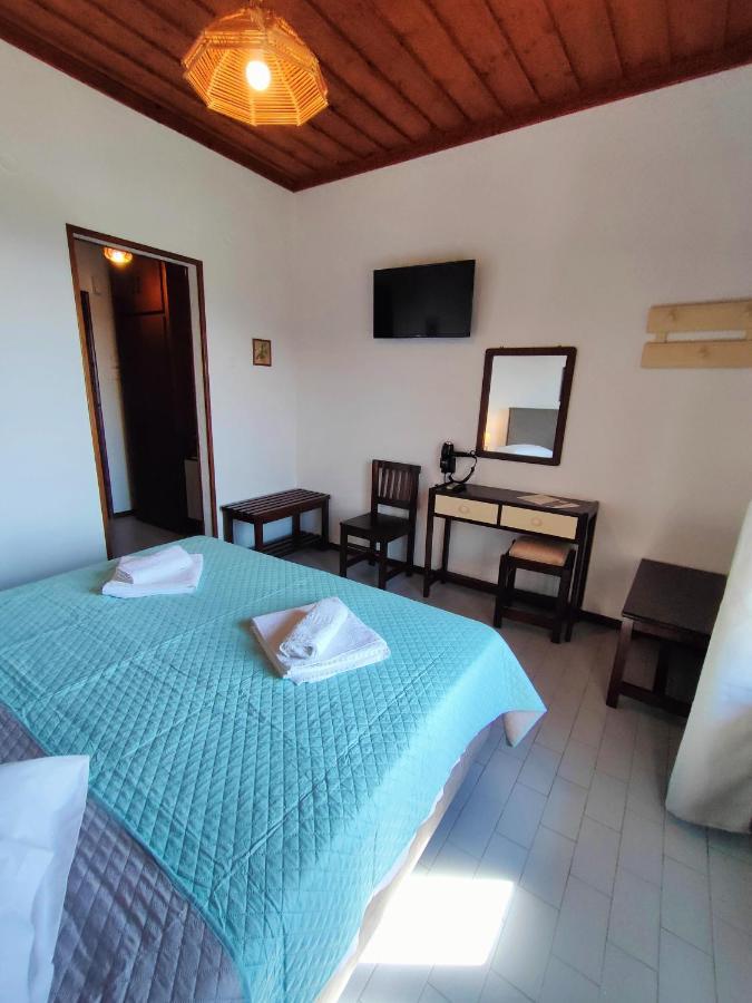 Hotel Vrionis Áyios Dhimítrios Екстериор снимка