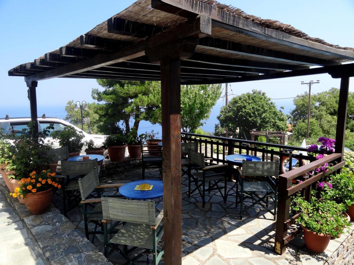 Hotel Vrionis Áyios Dhimítrios Екстериор снимка