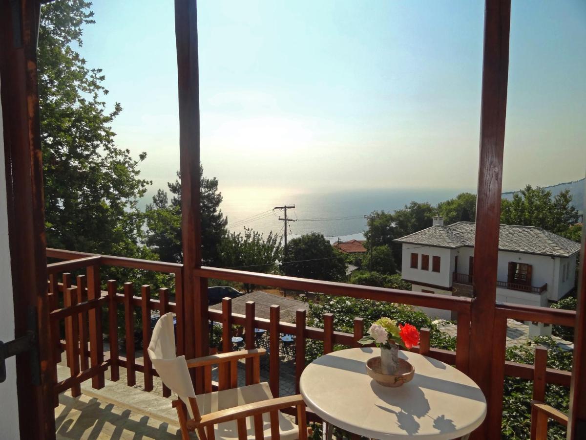 Hotel Vrionis Áyios Dhimítrios Екстериор снимка
